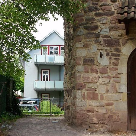 Apartments Am Storchenturm Im Hellgrevenhof Eisenach Exterior foto