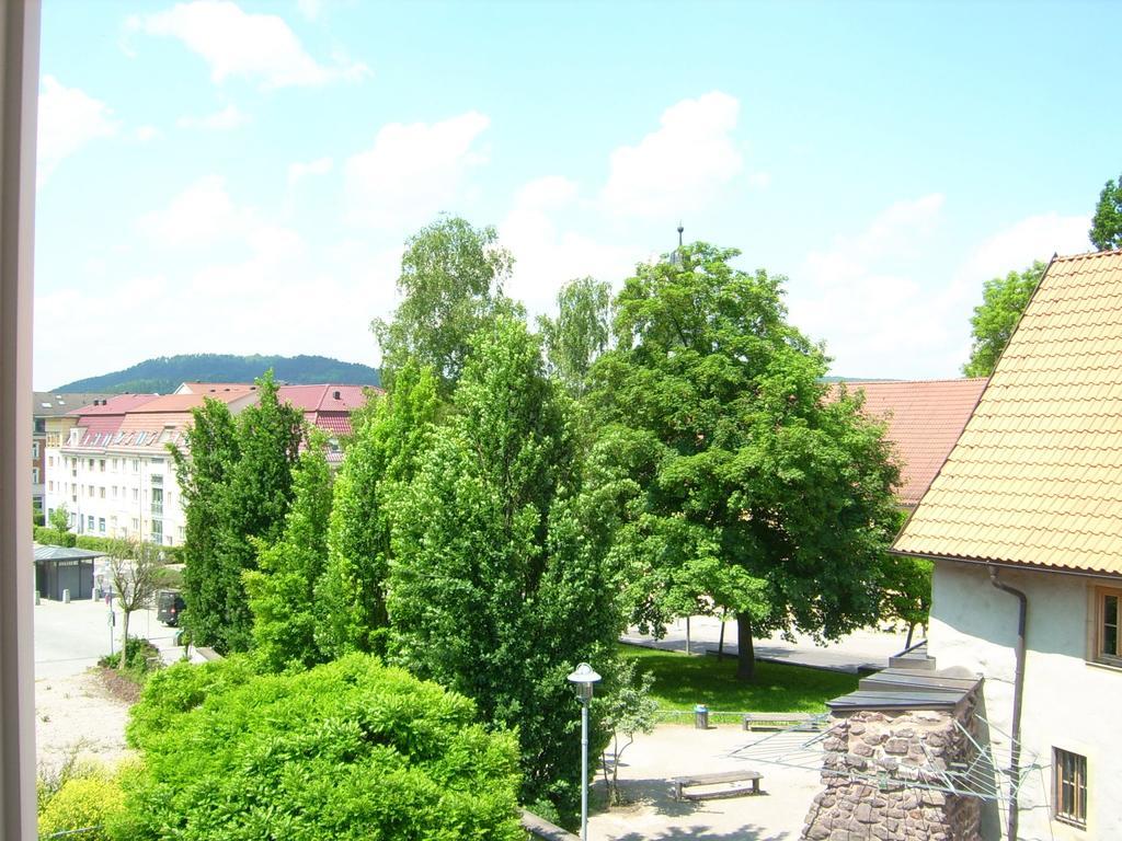 Apartments Am Storchenturm Im Hellgrevenhof Eisenach Exterior foto